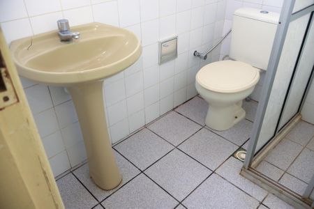 Casa para alugar com 75m², 2 quartos e sem vagaBanheiro Social