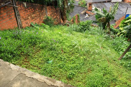 Casa para alugar com 75m², 2 quartos e sem vagaQuintal