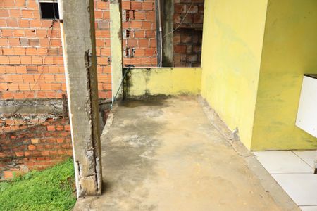 Casa para alugar com 75m², 2 quartos e sem vagaQuintal