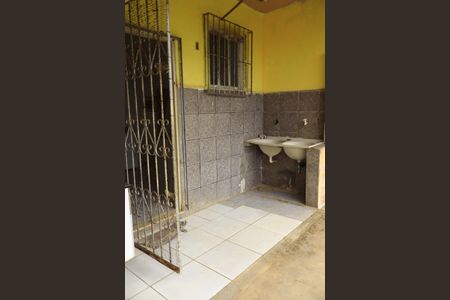 Casa para alugar com 75m², 2 quartos e sem vagaÁrea de Serviço