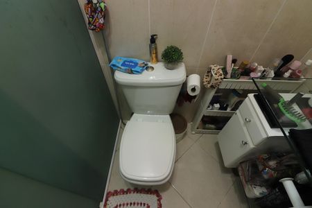 Casa à venda com 146m², 2 quartos e 2 vagasSuíte 2 Banheiro