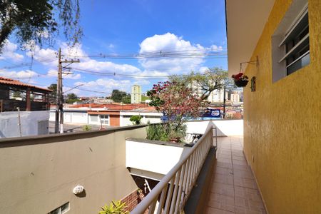 Casa à venda com 146m², 2 quartos e 2 vagasSuíte 2 Varanda