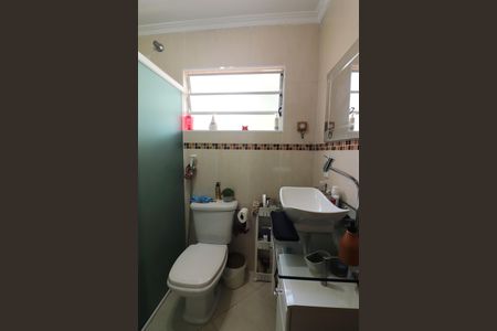 Casa à venda com 146m², 2 quartos e 2 vagasSuíte 2 Banheiro