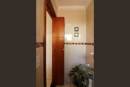 Casa à venda com 146m², 2 quartos e 2 vagasLavabo