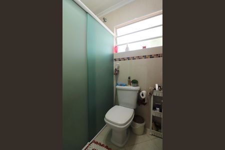 Casa à venda com 146m², 2 quartos e 2 vagasSuíte 2 Banheiro