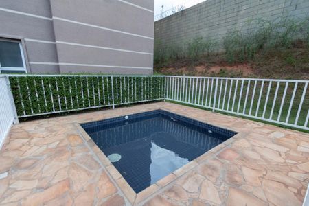 Apartamento para alugar com 50m², 2 quartos e 1 vagaÁrea comum - Piscina
