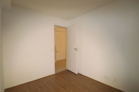 Quarto 2 de apartamento para alugar com 2 quartos, 34m² em Parque Industrial Tomas Edson, São Paulo