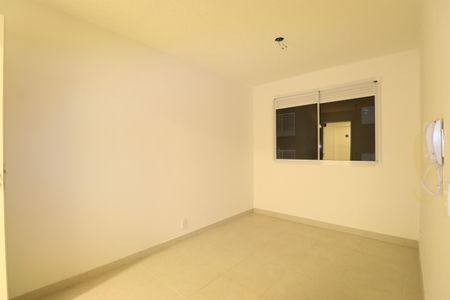 Sala/Cozinha de apartamento para alugar com 2 quartos, 34m² em Parque Industrial Tomas Edson, São Paulo
