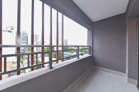 Varanda de kitnet/studio à venda com 1 quarto, 27m² em Campo Belo, São Paulo