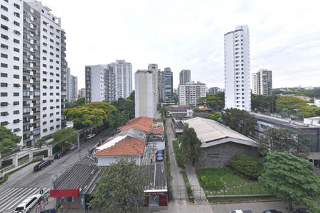 Varanda - Vista de kitnet/studio à venda com 1 quarto, 27m² em Campo Belo, São Paulo