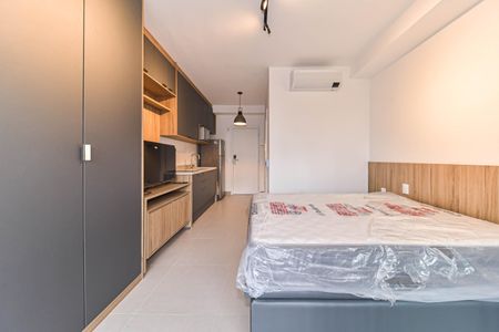 Quarto de kitnet/studio à venda com 1 quarto, 27m² em Campo Belo, São Paulo