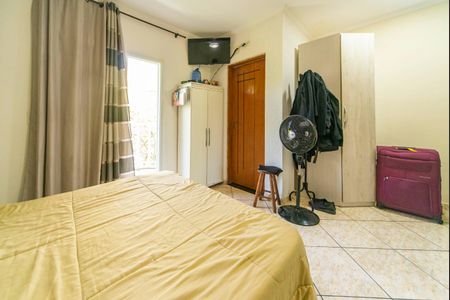 Apartamento à venda com 172m², 3 quartos e 2 vagas Apartamento à venda com 172m², 3 quartos e 2 vagasQuarto 3