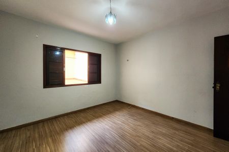 Casa à venda com 220m², 3 quartos e 3 vagasQuarto 3