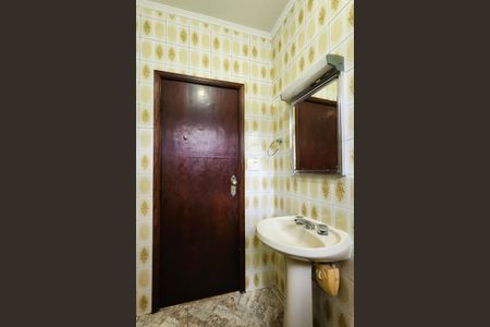 Casa à venda com 220m², 3 quartos e 3 vagasBanheiro da Suíte 