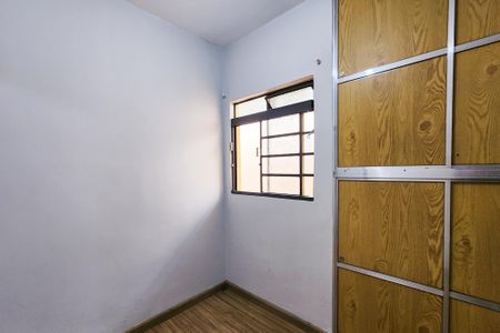 Casa à venda com 220m², 3 quartos e 3 vagasQuarto 2