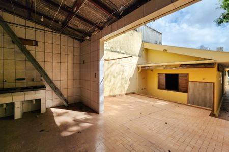 Casa à venda com 220m², 3 quartos e 3 vagasÁrea de Serviço 