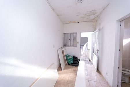 Casa à venda com 168m², 2 quartos e 3 vagas Casa à venda com 168m², 2 quartos e 3 vagasEdícula