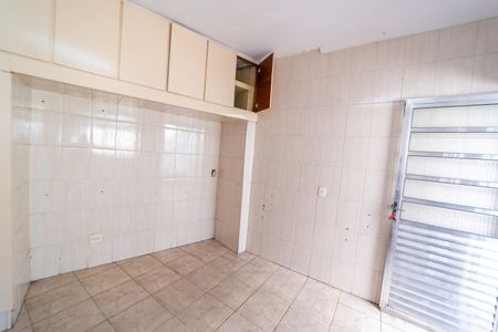 Casa à venda com 168m², 2 quartos e 3 vagas Casa à venda com 168m², 2 quartos e 3 vagasCozinha