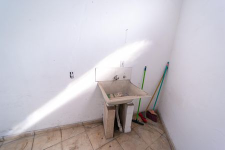 Casa à venda com 168m², 2 quartos e 3 vagas Casa à venda com 168m², 2 quartos e 3 vagasÁrea de Serviço