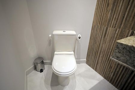 Casa à venda com 270m², 3 quartos e 4 vagas Casa à venda com 270m², 3 quartos e 4 vagasBanheiro