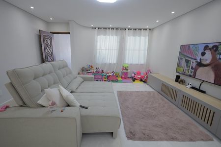 Casa à venda com 270m², 3 quartos e 4 vagas Casa à venda com 270m², 3 quartos e 4 vagasSala