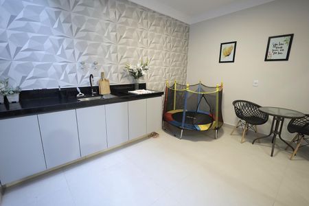 Casa à venda com 270m², 3 quartos e 4 vagas Casa à venda com 270m², 3 quartos e 4 vagasChurrasqueira