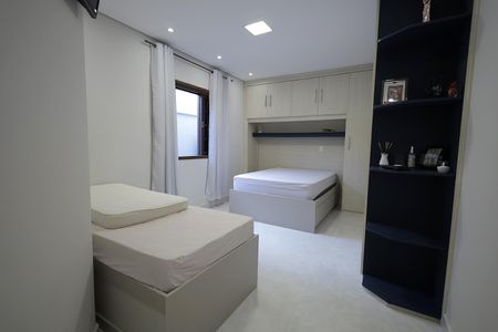 Casa à venda com 270m², 3 quartos e 4 vagas Casa à venda com 270m², 3 quartos e 4 vagasQuarto Suíte 1