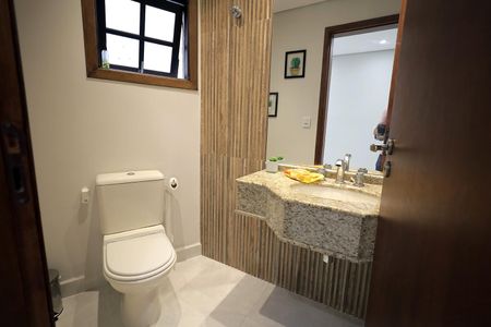 Casa à venda com 270m², 3 quartos e 4 vagas Casa à venda com 270m², 3 quartos e 4 vagasBanheiro