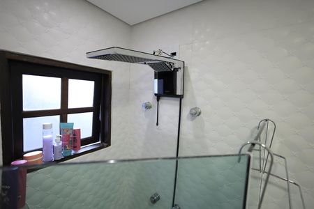 Casa à venda com 270m², 3 quartos e 4 vagas Casa à venda com 270m², 3 quartos e 4 vagasBanheiro Suíte 1