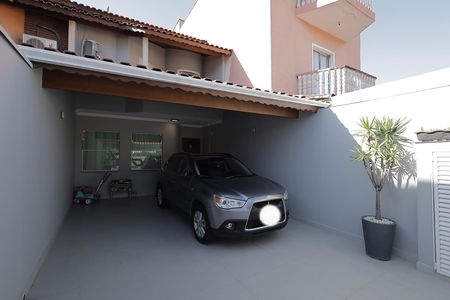 Casa à venda com 270m², 3 quartos e 4 vagas Casa à venda com 270m², 3 quartos e 4 vagasGaragem
