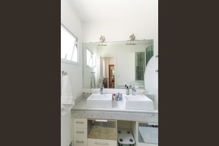 Casa de condomínio à venda com 225m², 3 quartos e 3 vagas Casa de condomínio à venda com 225m², 3 quartos e 3 vagasBanheiro da Suíte 3