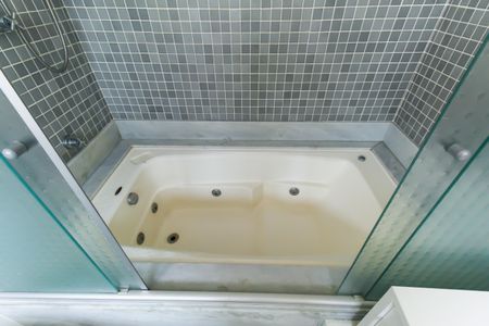 Casa de condomínio à venda com 225m², 3 quartos e 3 vagas Casa de condomínio à venda com 225m², 3 quartos e 3 vagasBanheiro da Suíte 3