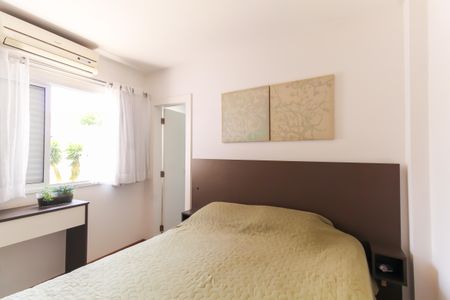 Casa de condomínio à venda com 225m², 3 quartos e 3 vagas Casa de condomínio à venda com 225m², 3 quartos e 3 vagasQuarto 3 - Suíte