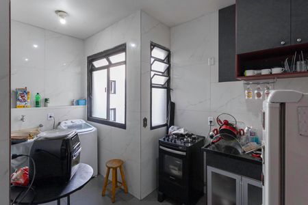 Apartamento à venda com 69m², 3 quartos e 1 vaga Apartamento à venda com 69m², 3 quartos e 1 vagaCozinha e Área de Serviço