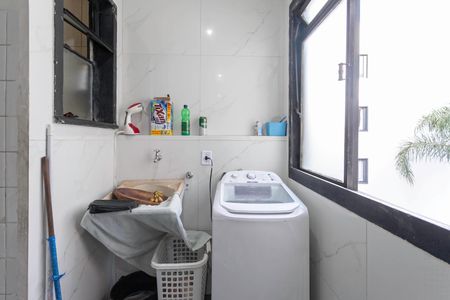 Apartamento à venda com 69m², 3 quartos e 1 vaga Apartamento à venda com 69m², 3 quartos e 1 vagaCozinha e Área de Serviço