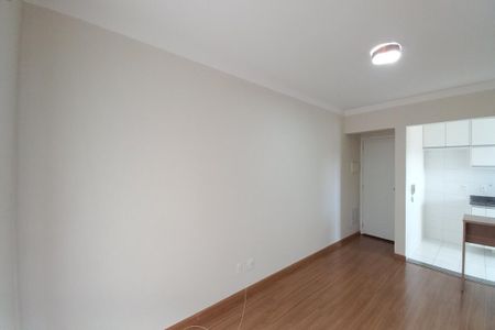 Sala de apartamento para alugar com 3 quartos, 80m² em Parque Prado, Campinas