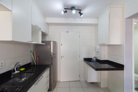 Apartamento à venda com 35m², 2 quartos e sem vaga Apartamento à venda com 35m², 2 quartos e sem vagaSala/Cozinha