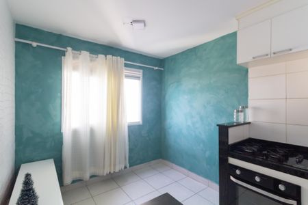 Apartamento à venda com 35m², 2 quartos e sem vaga Apartamento à venda com 35m², 2 quartos e sem vagaSala/Cozinha