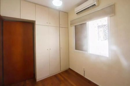 Casa à venda com 3 quartos, 125m² em Jardim Caravelas, São Paulo