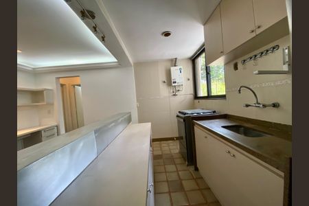 Apartamento à venda com 82m², 2 quartos e 1 vagaCozinha