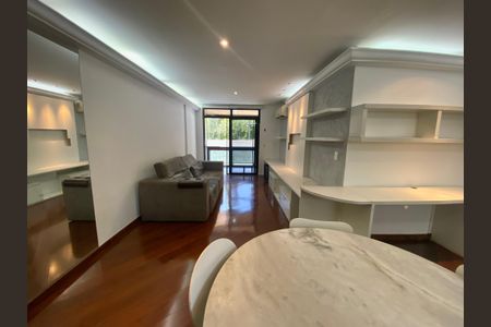 Apartamento à venda com 82m², 2 quartos e 1 vagaSala