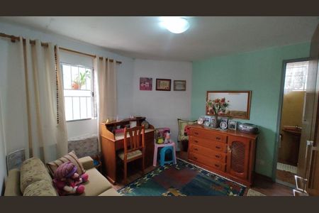 Casa à venda com 2 quartos, 66m² em Capela do Socorro, São Paulo