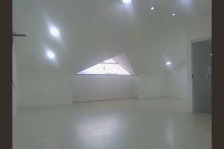 Casa para alugar com 5 quartos, 238m² em Vargem Pequena, Rio de Janeiro