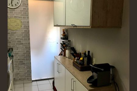Apartamento à venda com 83m², 2 quartos e 2 vagasCozinha