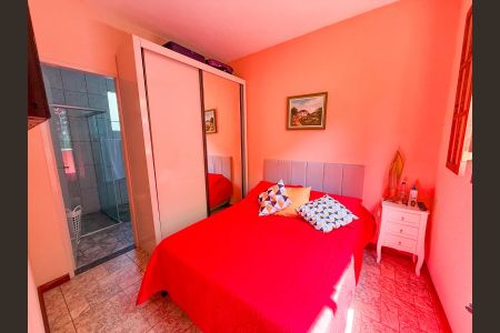 Casa de condomínio à venda com 300m², 4 quartos e 10 vagasQuarto