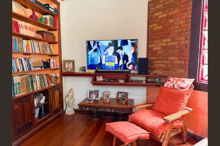 Casa de condomínio à venda com 300m², 4 quartos e 10 vagasSala