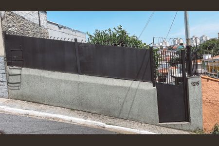 Casa para alugar com 66m², 1 quarto e sem vaga Casa para alugar com 66m², 1 quarto e sem vagaFachada