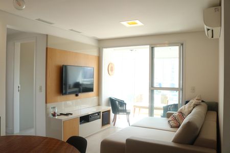 Apartamento à venda com 65m², 2 quartos e 2 vagasSala