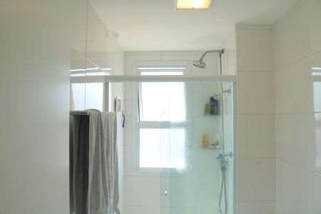 Apartamento à venda com 65m², 2 quartos e 2 vagasBanheiro da Suíte