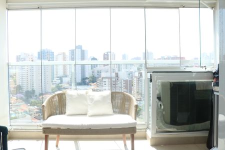 Apartamento à venda com 65m², 2 quartos e 2 vagasVaranda